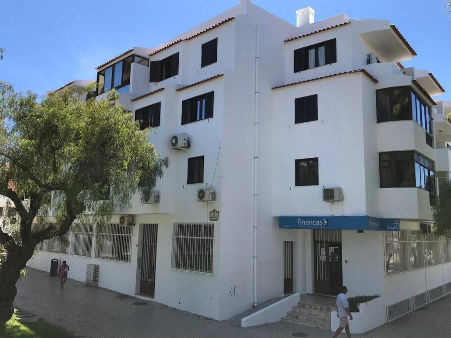 Alexa Apartment T2, Albufeira Center Two Bedrooms Self Check-In Экстерьер фото